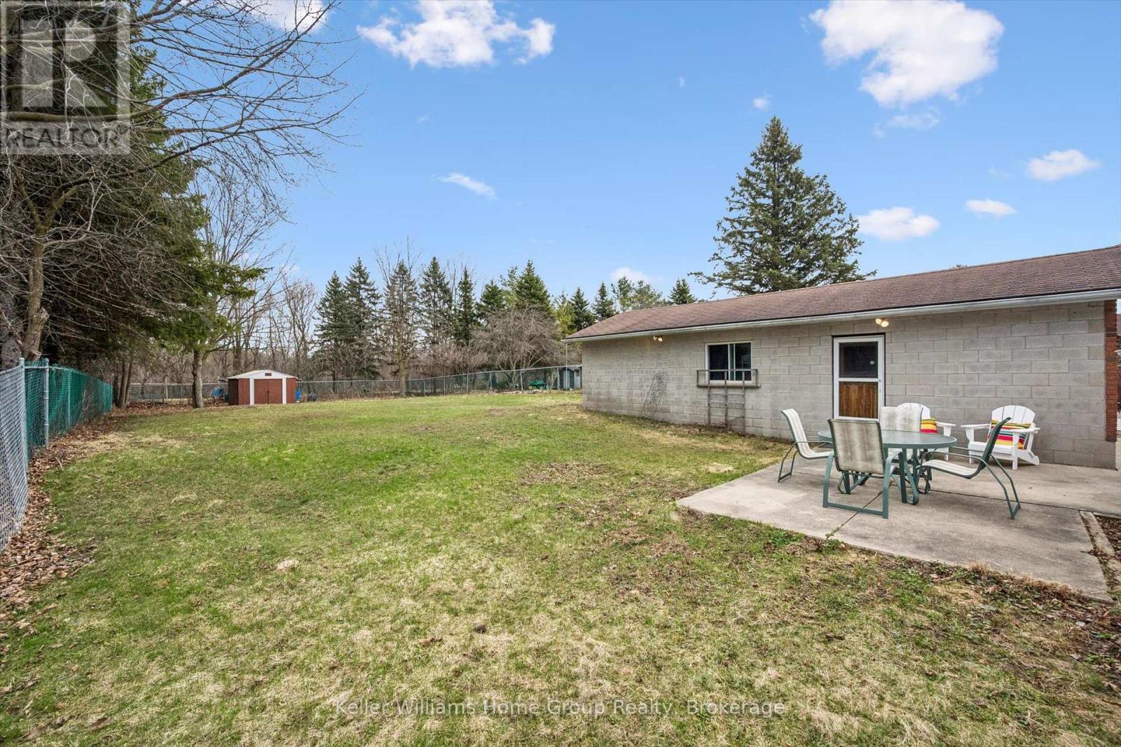 23 HASTINGS BOULEVARD - 42