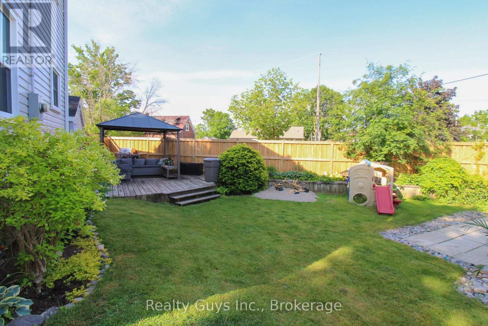 727 CHESTERFIELD AVENUE - 14