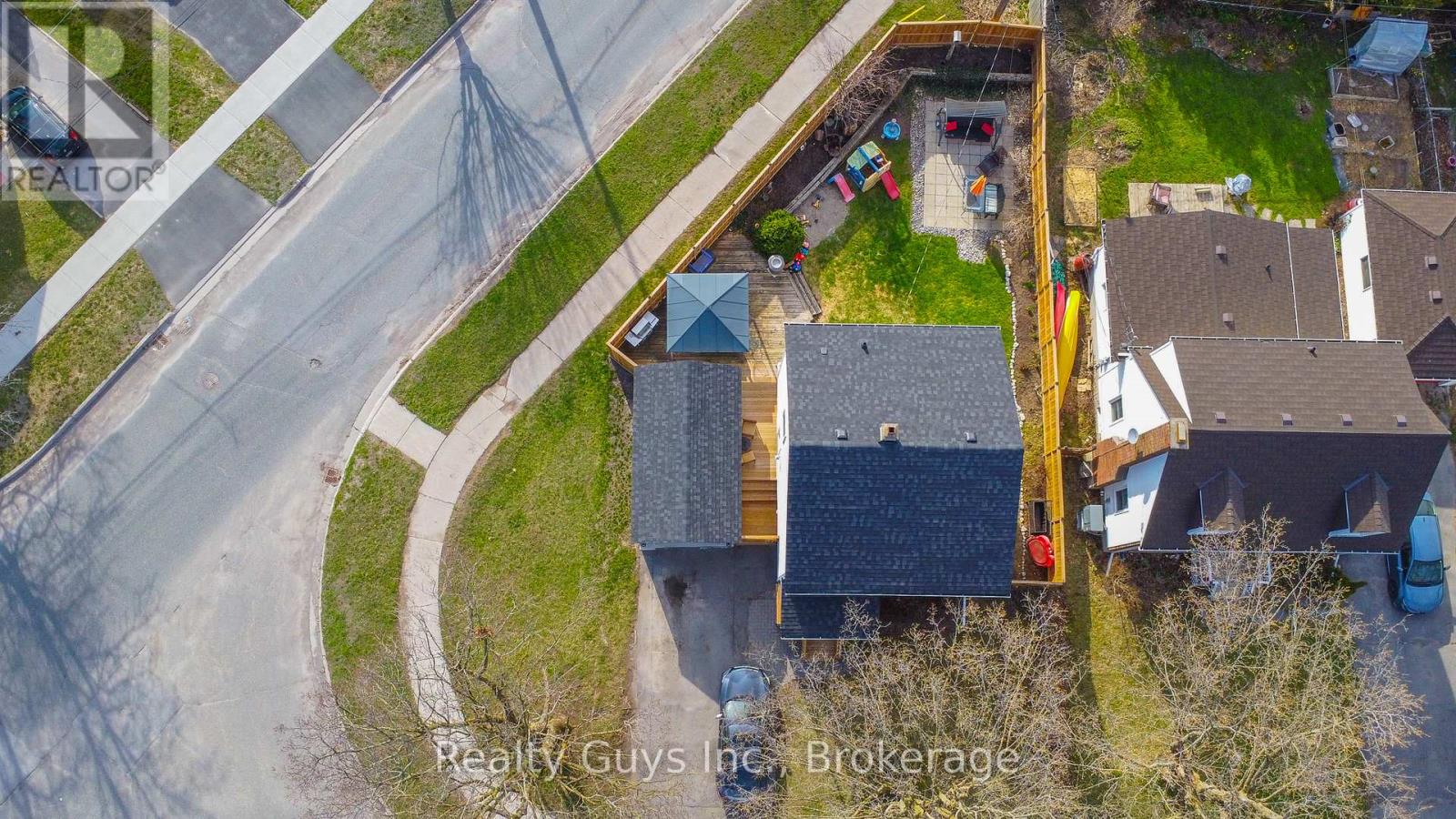 727 CHESTERFIELD AVENUE - 17