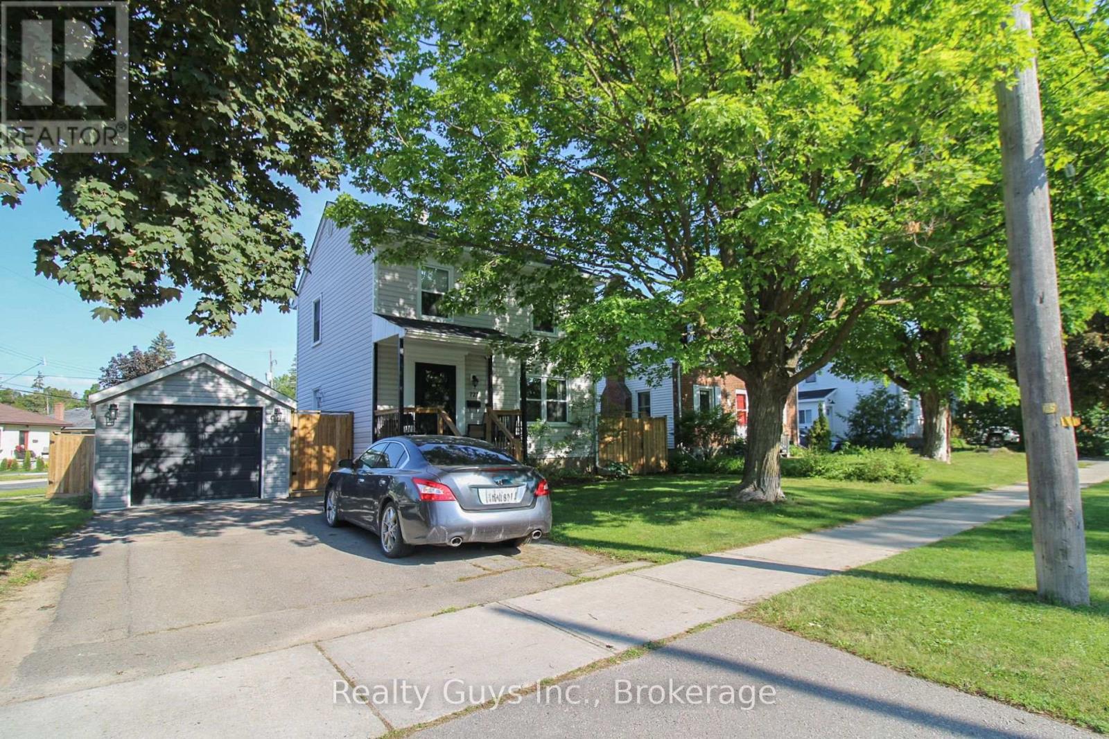 727 CHESTERFIELD AVENUE - 2
