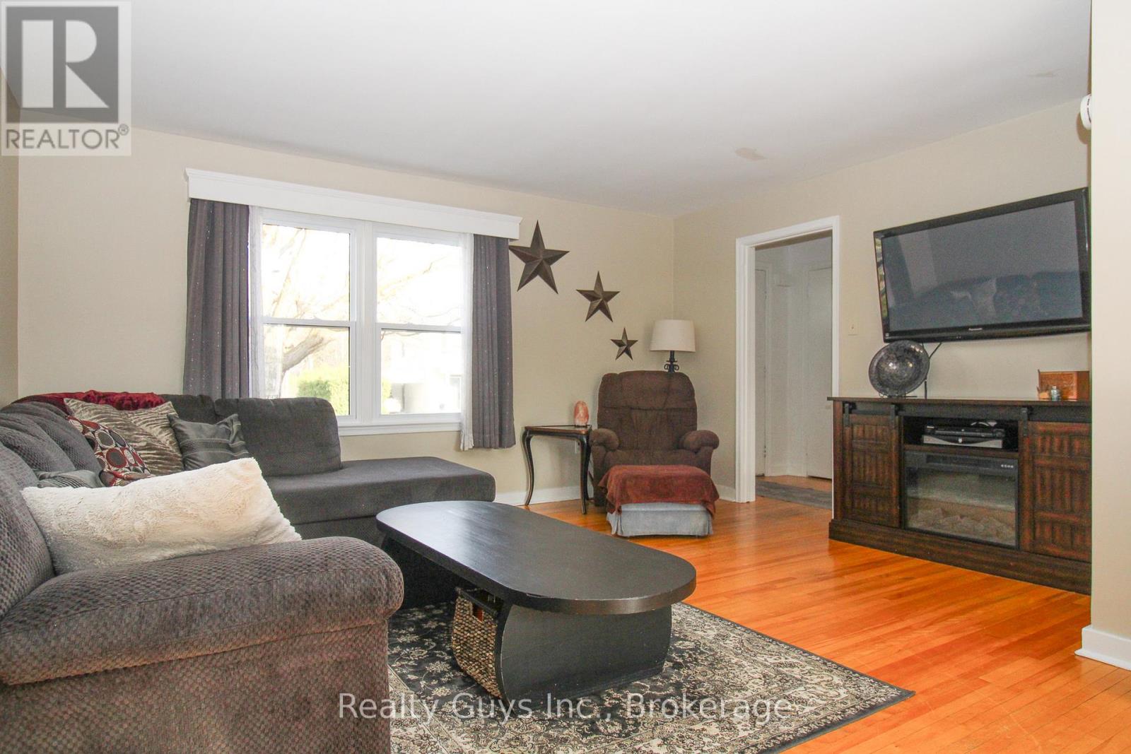 727 CHESTERFIELD AVENUE - 25