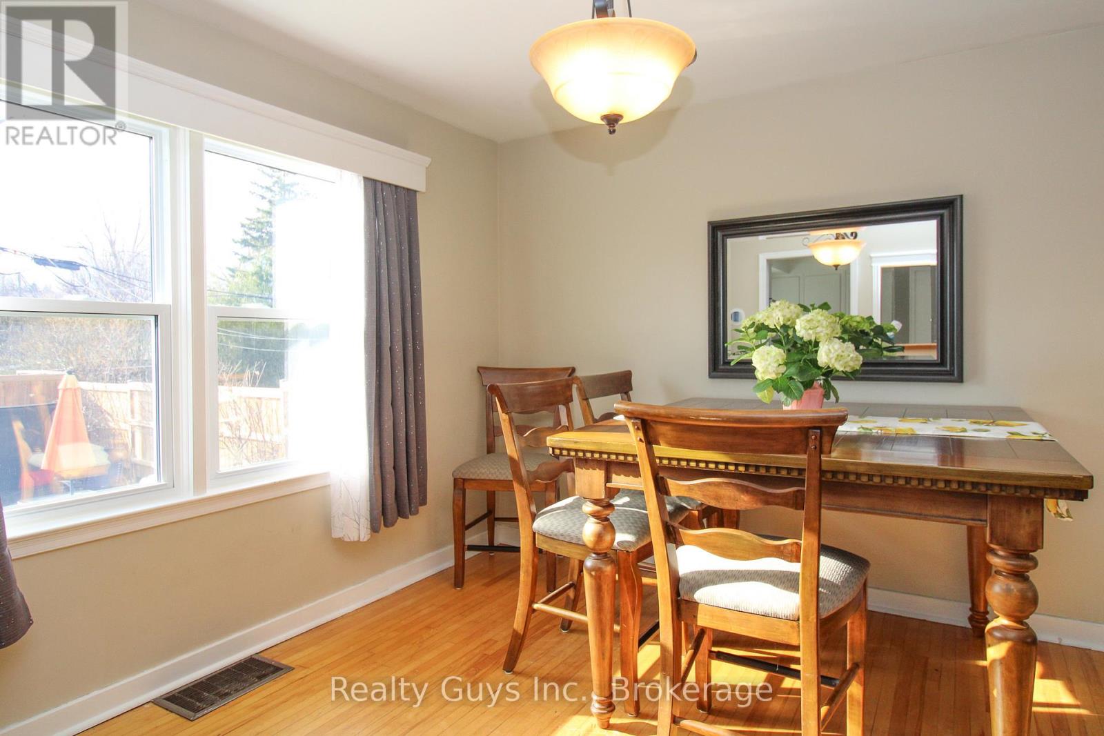 727 CHESTERFIELD AVENUE - 28