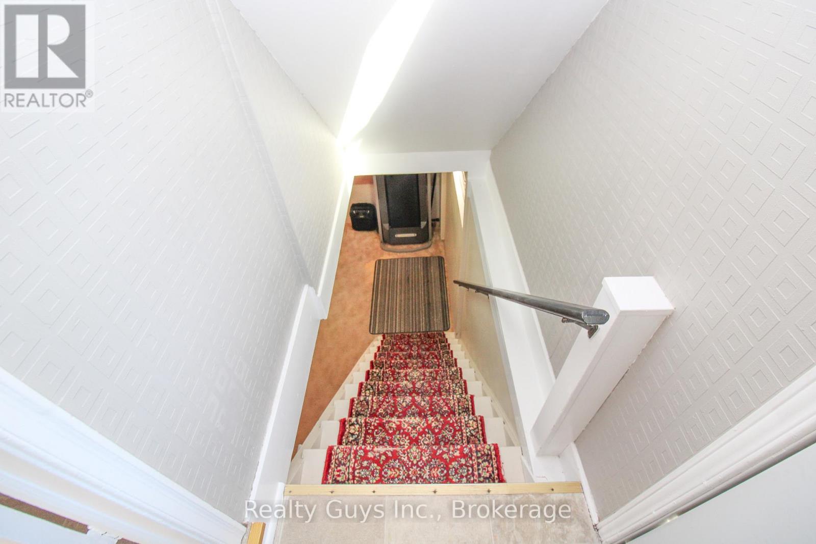 727 CHESTERFIELD AVENUE - 44