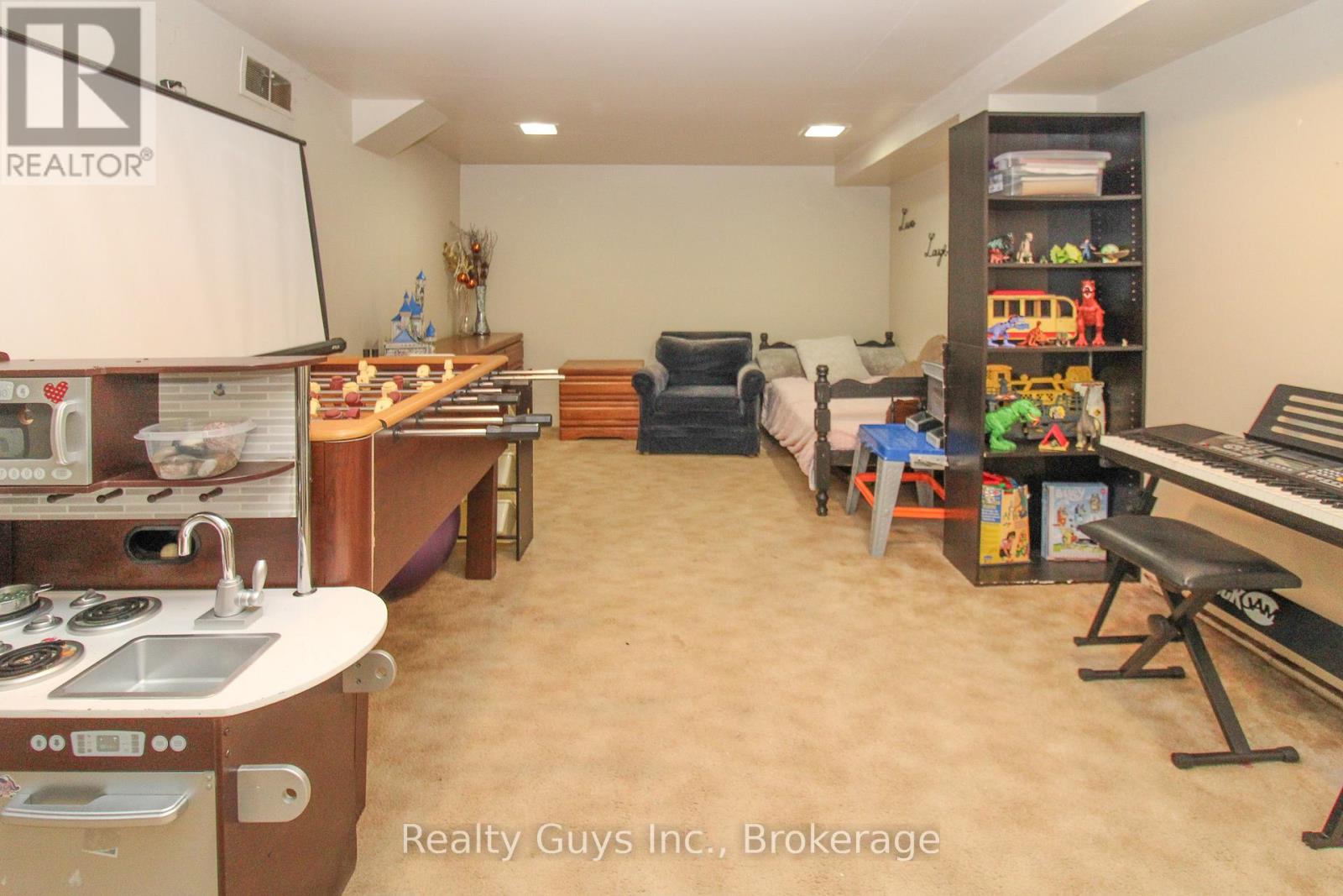 727 CHESTERFIELD AVENUE - 45