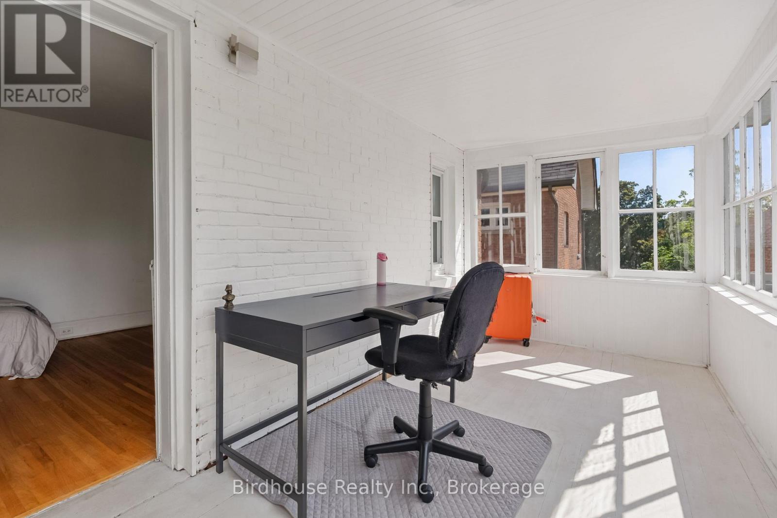 25 FRANCIS STREET - 23
