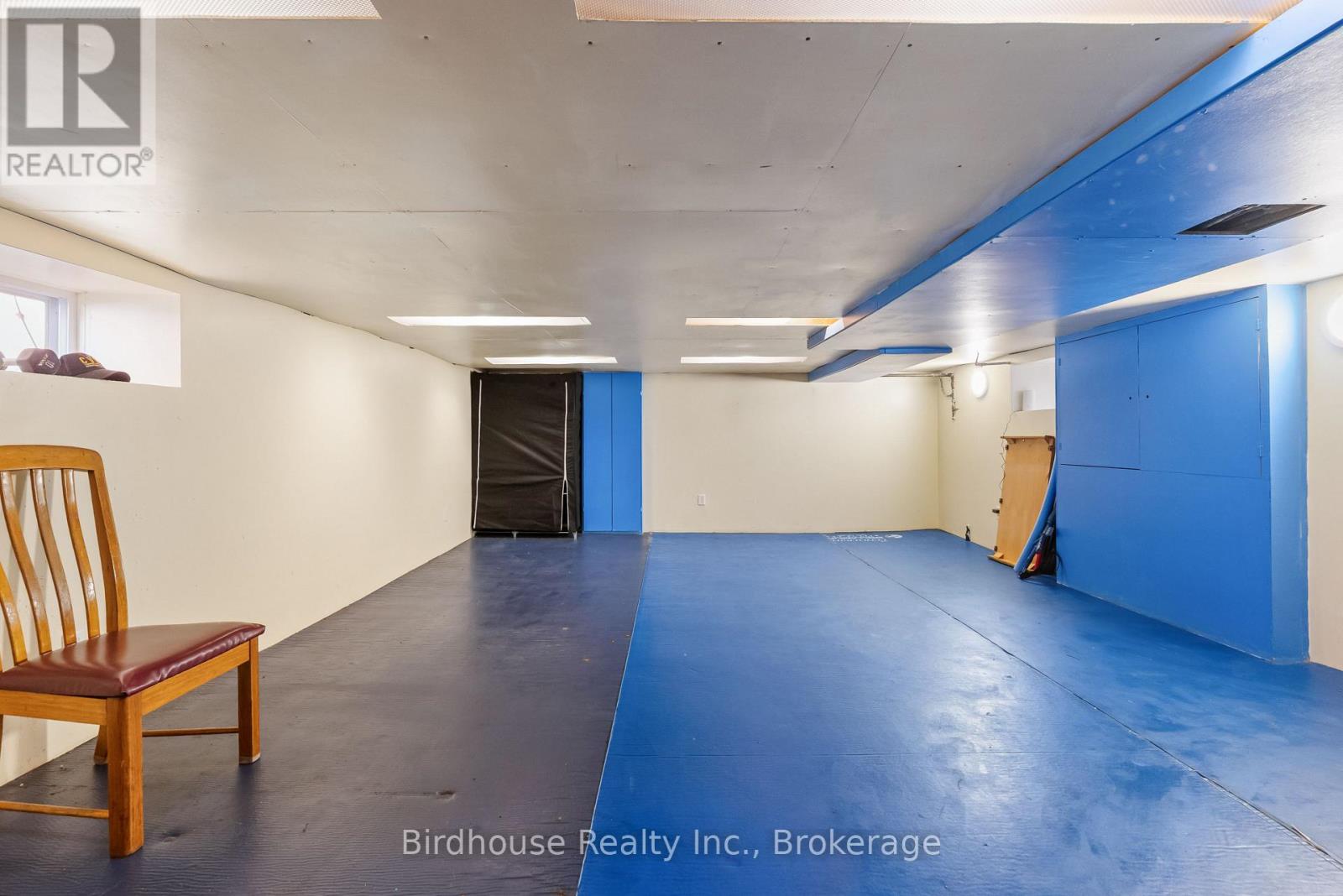 25 FRANCIS STREET - 33