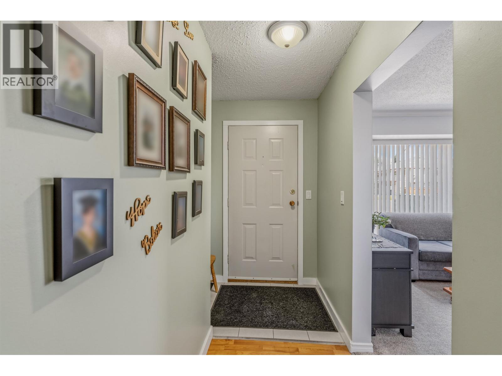 2923 FERRY AVENUE - 17