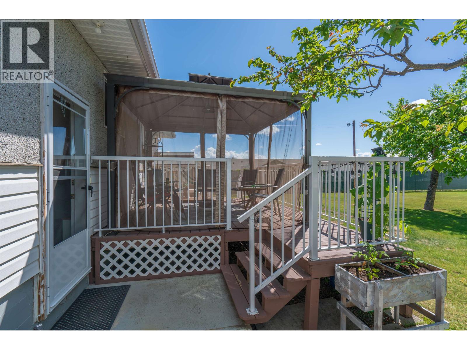 2923 FERRY AVENUE - 9