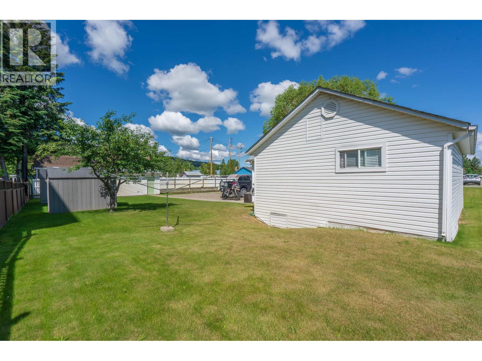 2923 FERRY AVENUE - 14