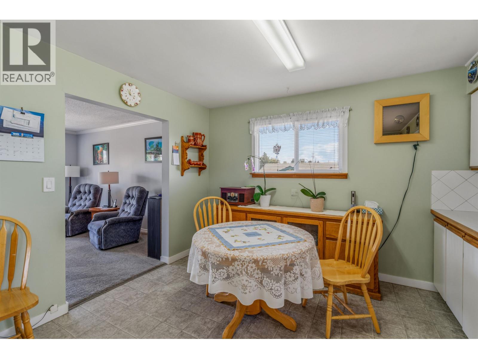 2923 FERRY AVENUE - 20