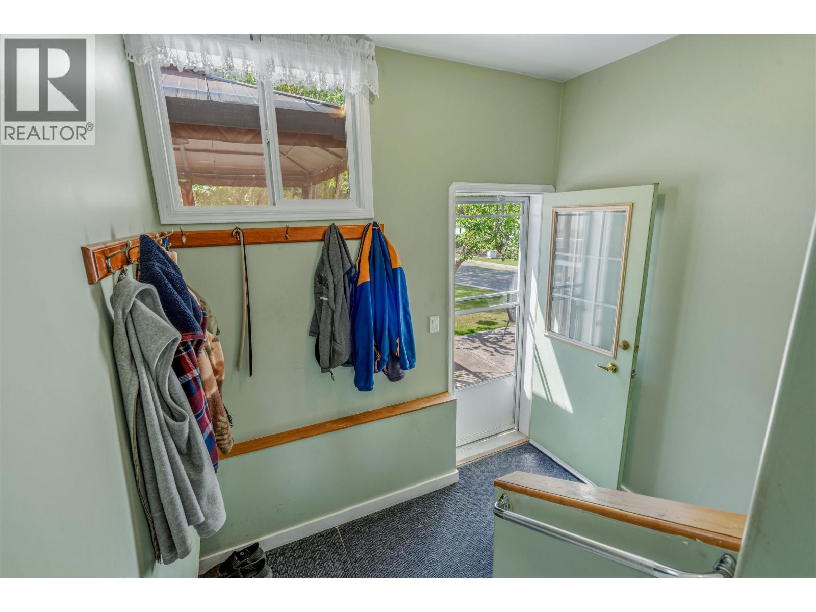 2923 FERRY AVENUE - 28