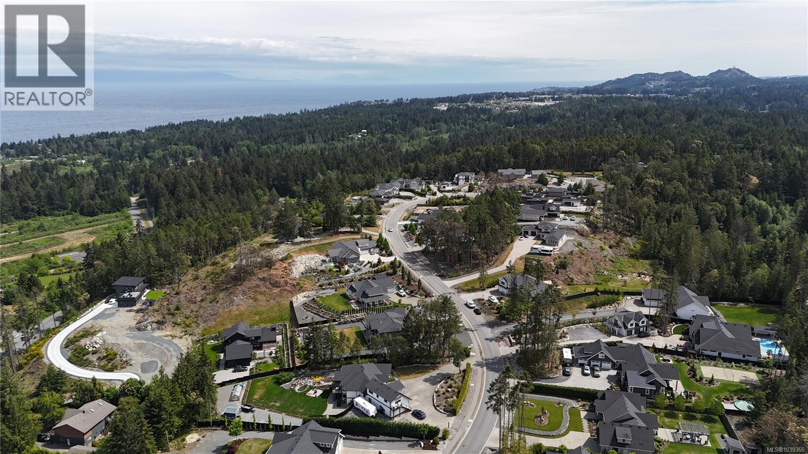 6671 Harwood Dr - Image 6