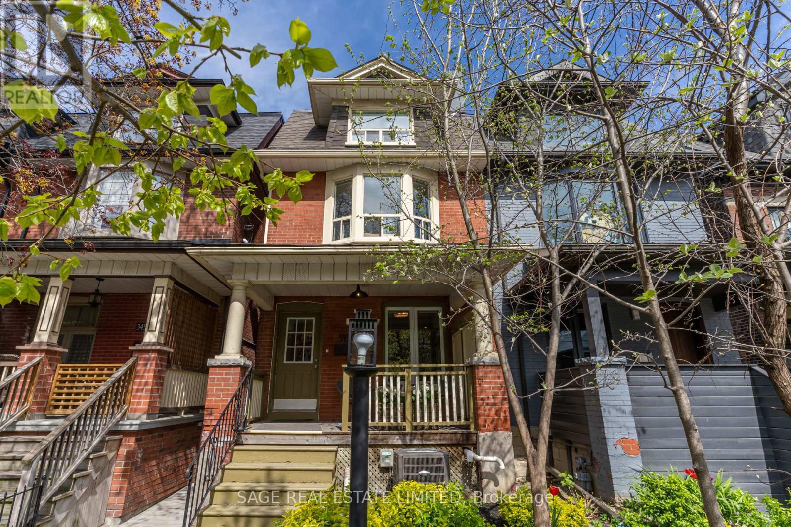 Photo of 345 Markham Street