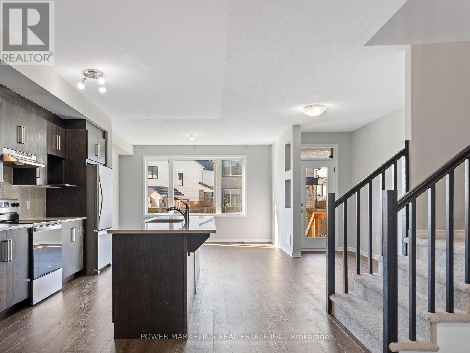 487 COPE DRIVE - 5