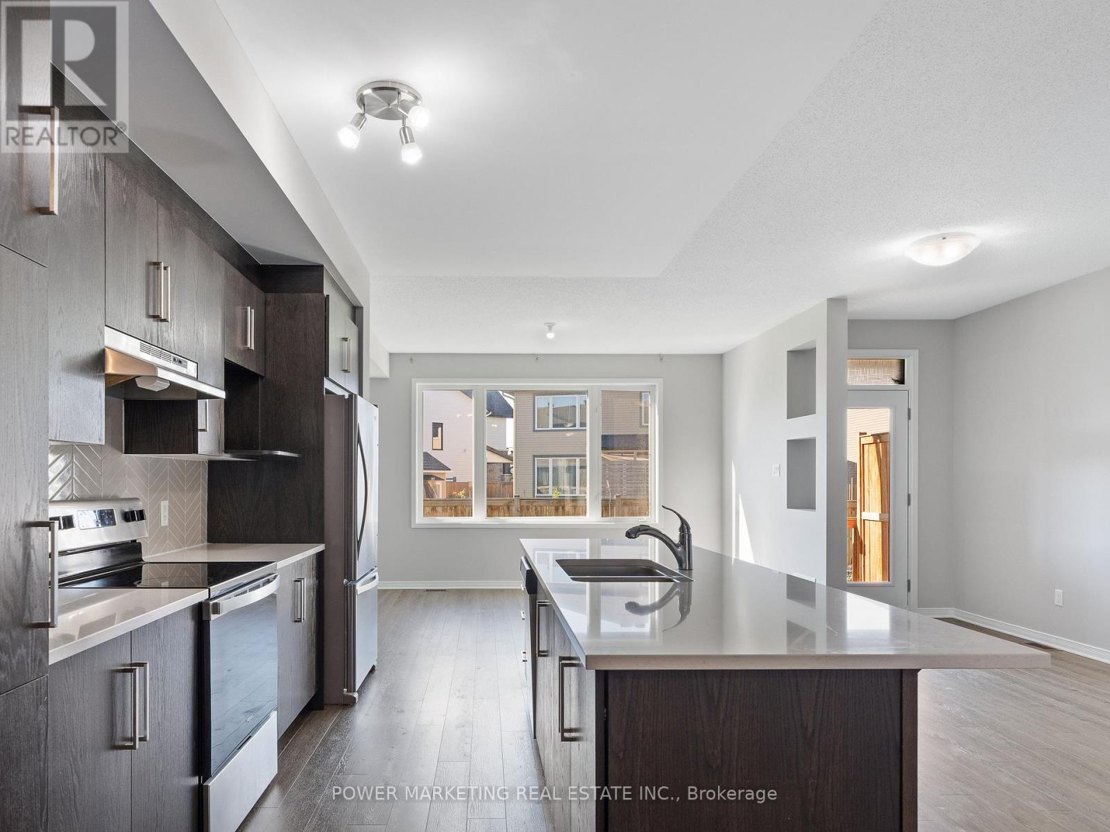 487 COPE DRIVE - 8