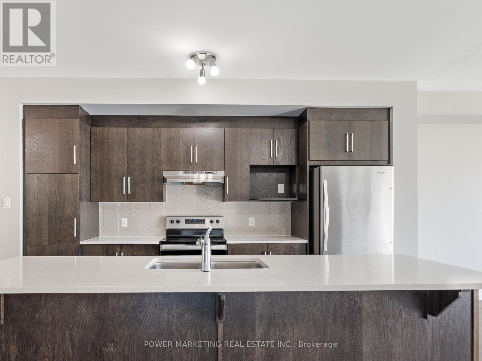 487 COPE DRIVE - 9