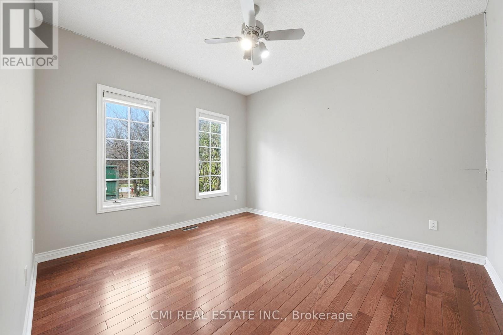 15 TREEGROVE CIRCLE - 23