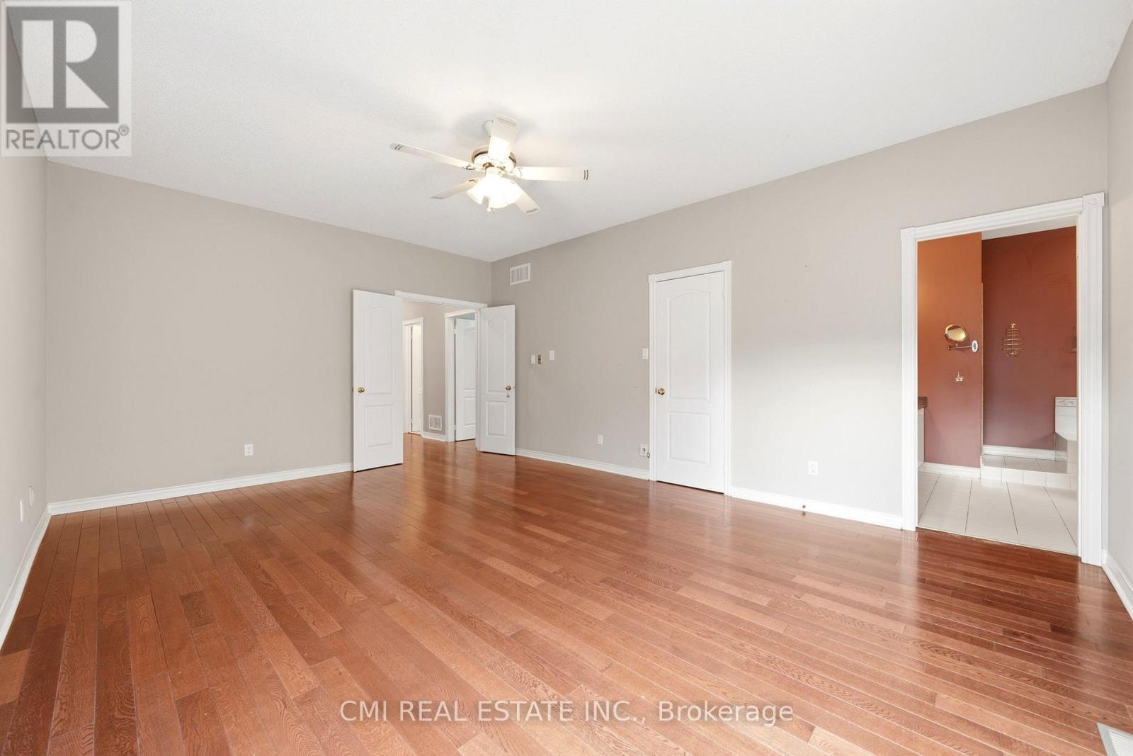 15 TREEGROVE CIRCLE - 28