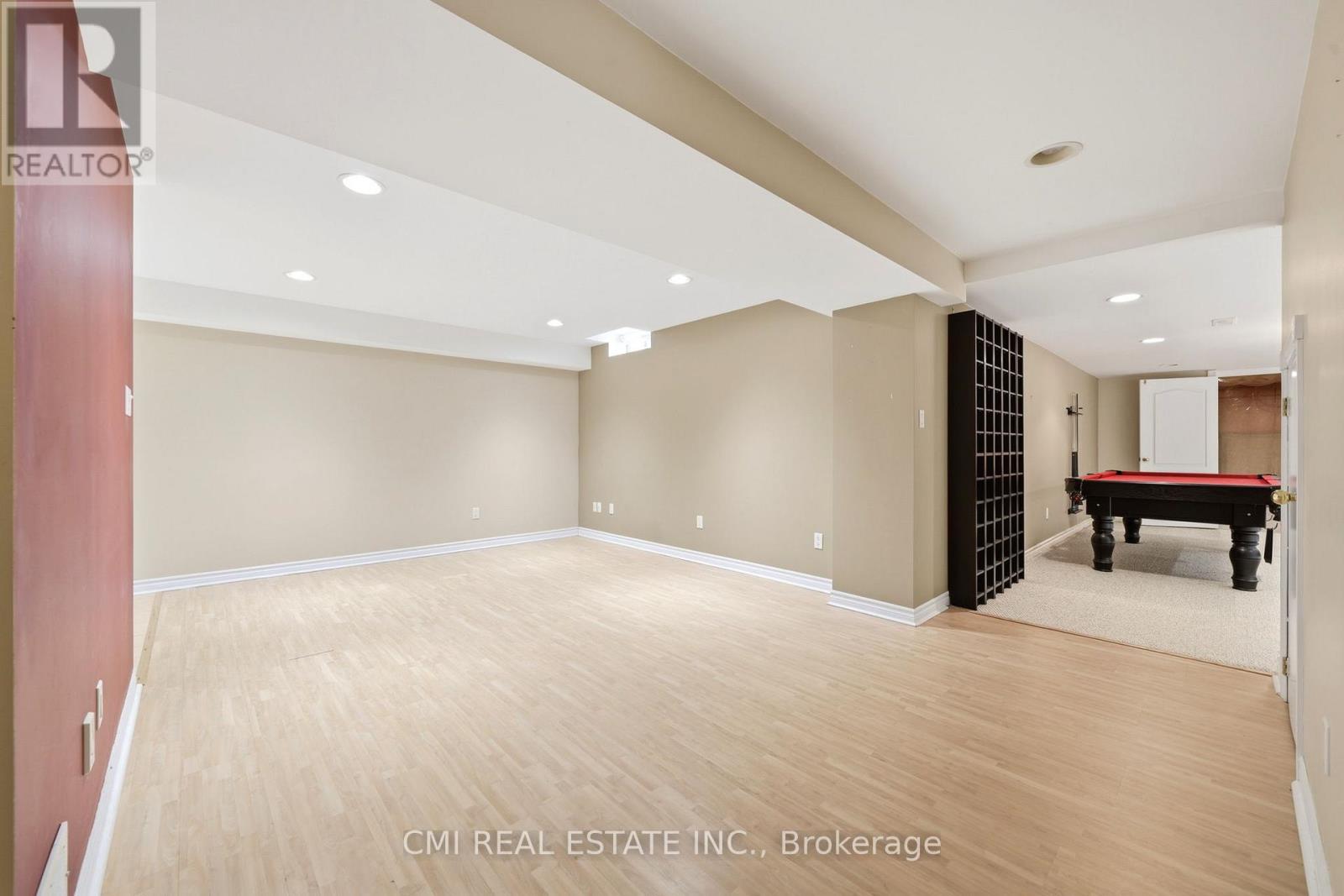 15 TREEGROVE CIRCLE - 39