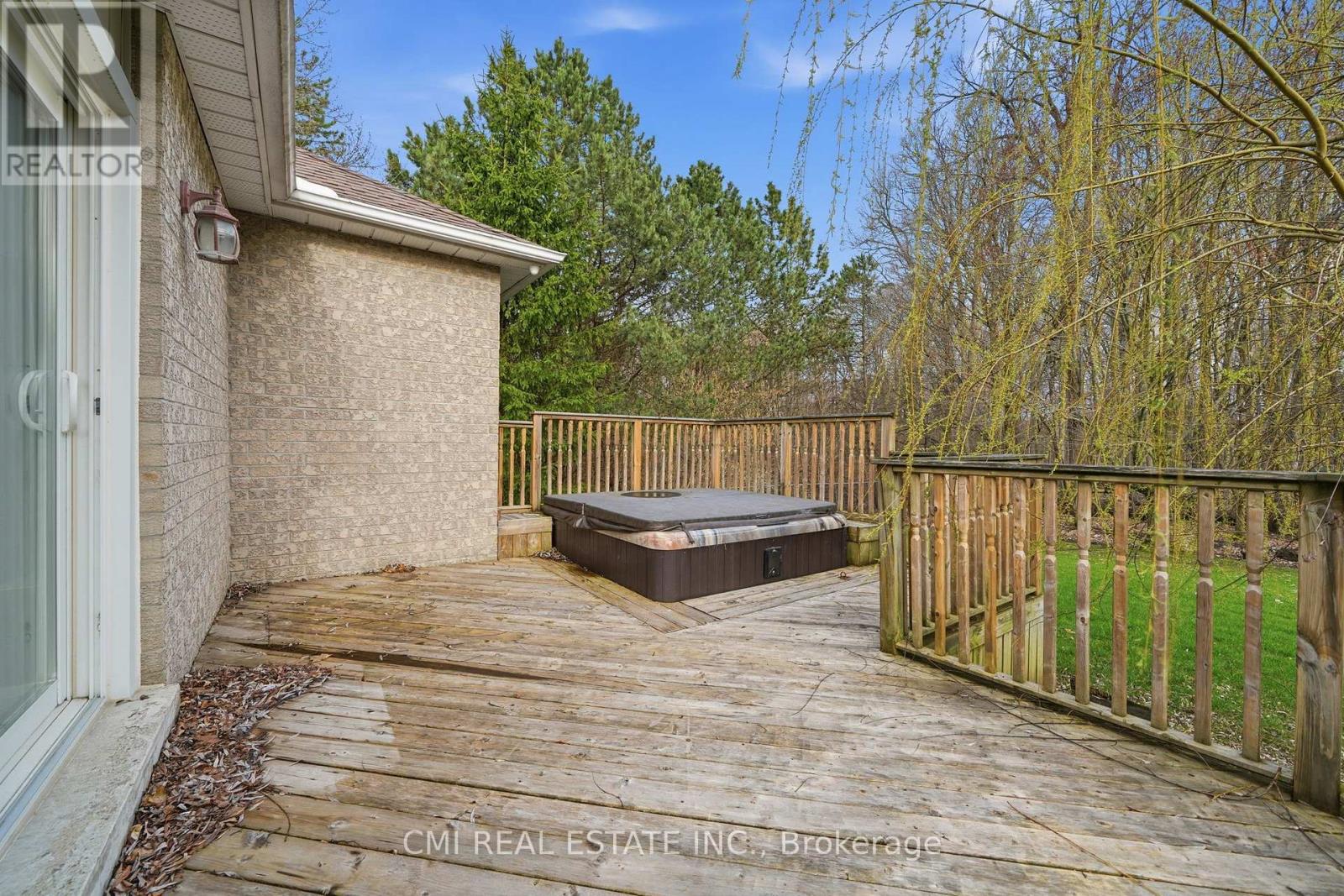 15 TREEGROVE CIRCLE - 50