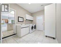 15 Treegrove Circle, Aurora, ON L4G6M1 Photo 17