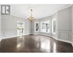 15 Treegrove Circle, Aurora, ON L4G6M1 Photo 19