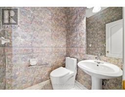 15 Treegrove Circle, Aurora, ON L4G6M1 Photo 20
