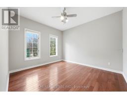 15 Treegrove Circle, Aurora, ON L4G6M1 Photo 23