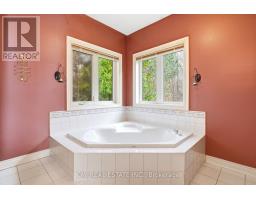 15 Treegrove Circle, Aurora, ON L4G6M1 Photo 30