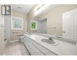 15 Treegrove Circle, Aurora, ON L4G6M1 Photo 38