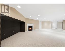 15 Treegrove Circle, Aurora, ON L4G6M1 Photo 44