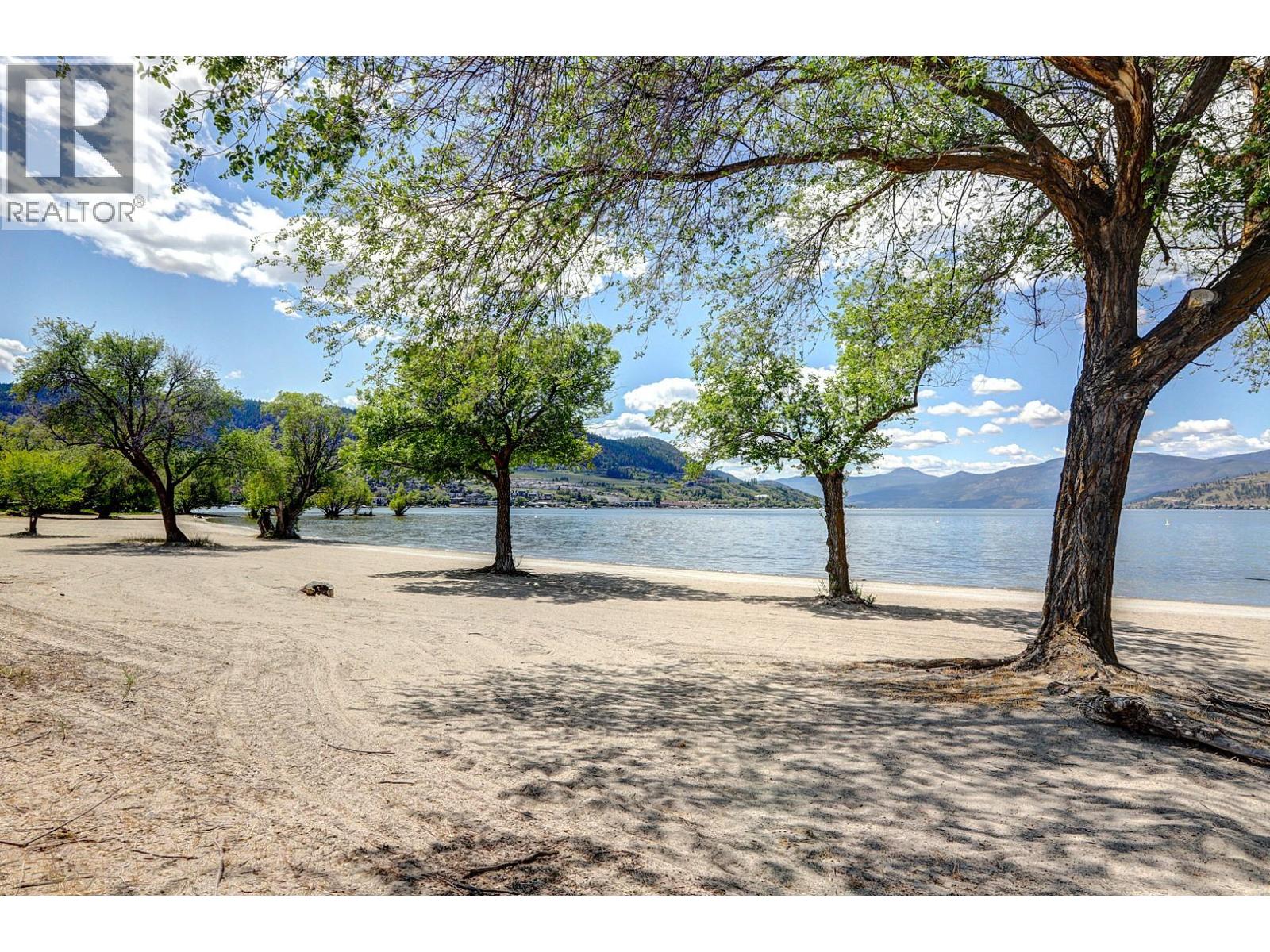 #419 2555 Lakeshore Road - 50