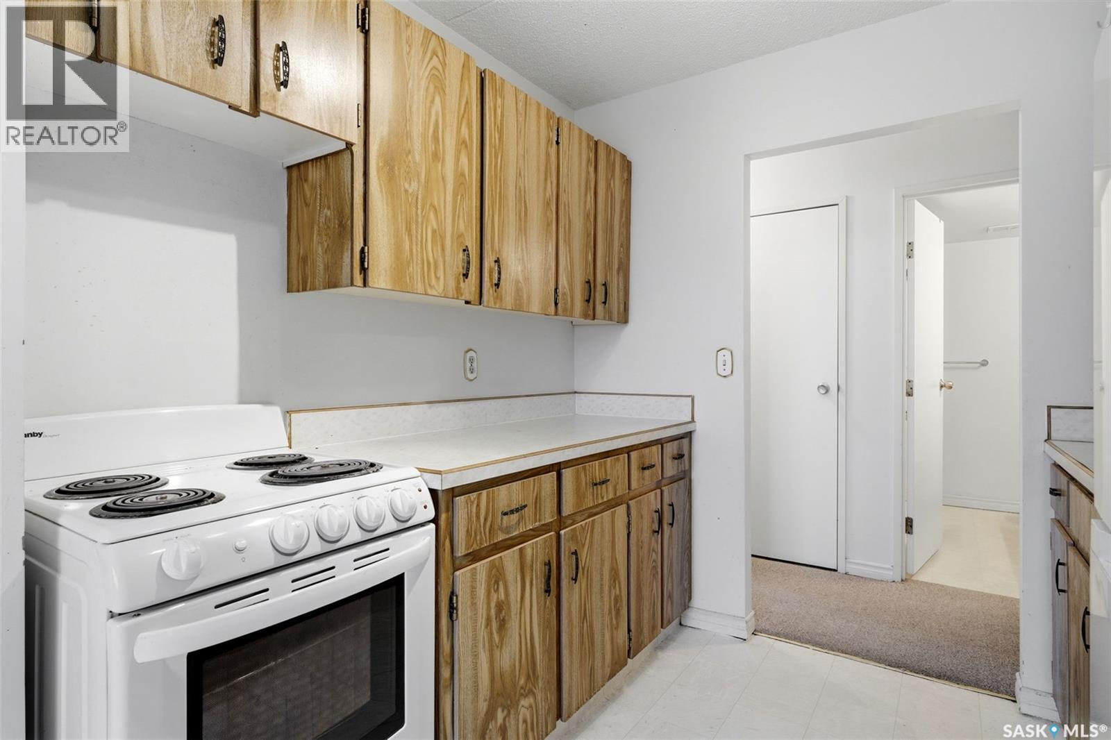 #302 20 Kleisinger CRESCENT - 12
