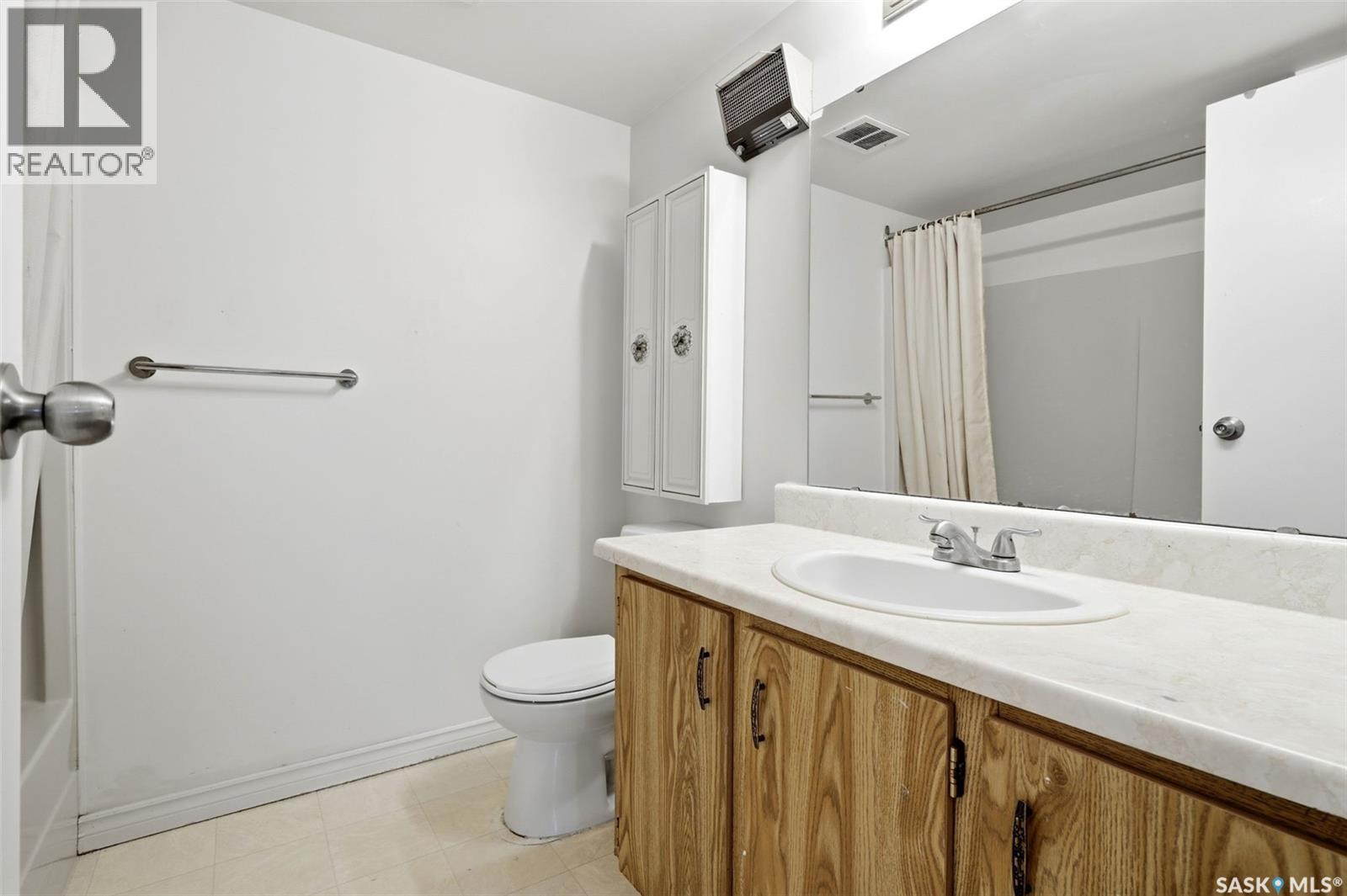 #302 20 Kleisinger CRESCENT - 16