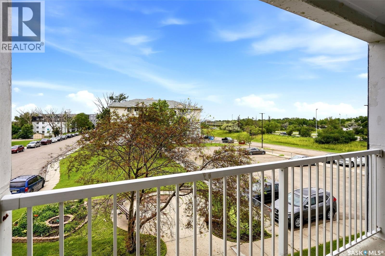 #302 20 Kleisinger CRESCENT - 23