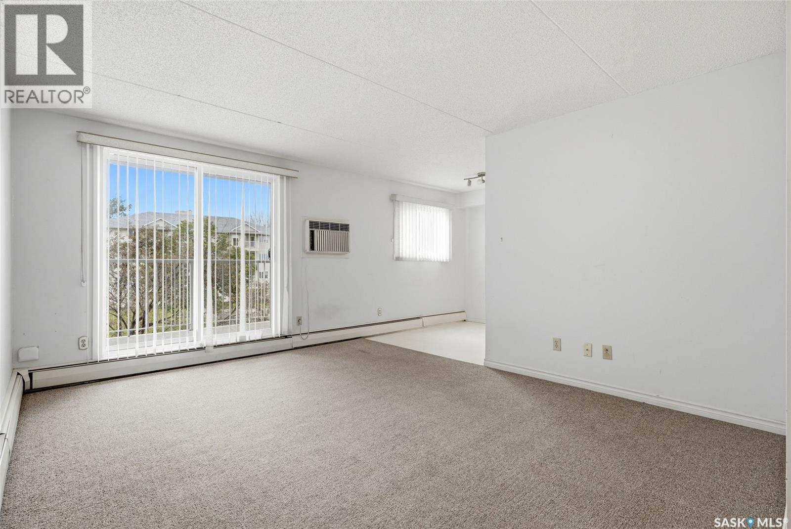 #302 20 Kleisinger CRESCENT - 5