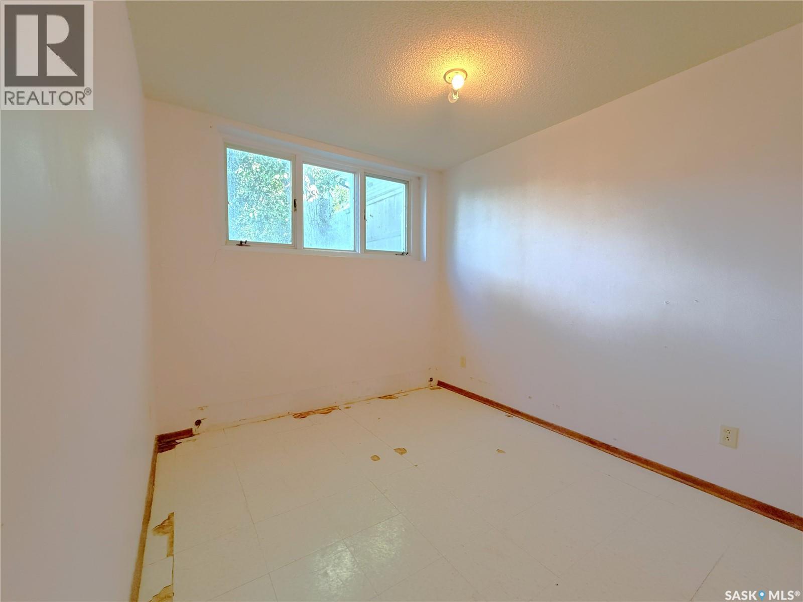 116 Coteau STREET — photo 24