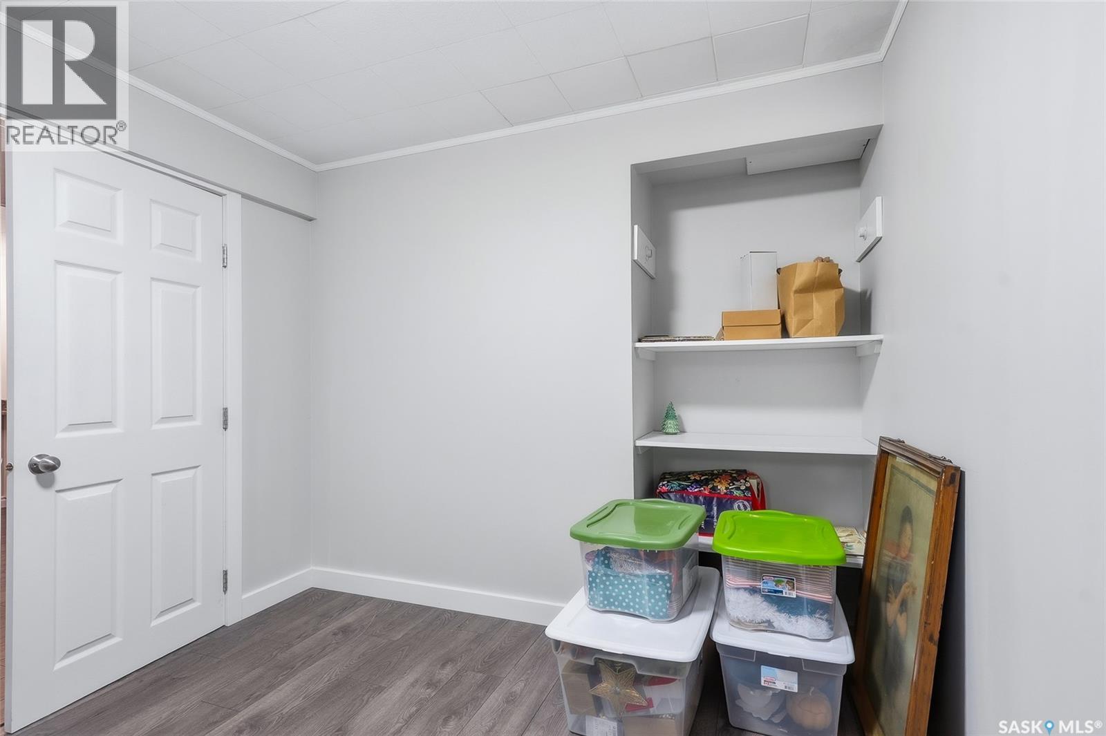 410 RUTH STREET E - 29