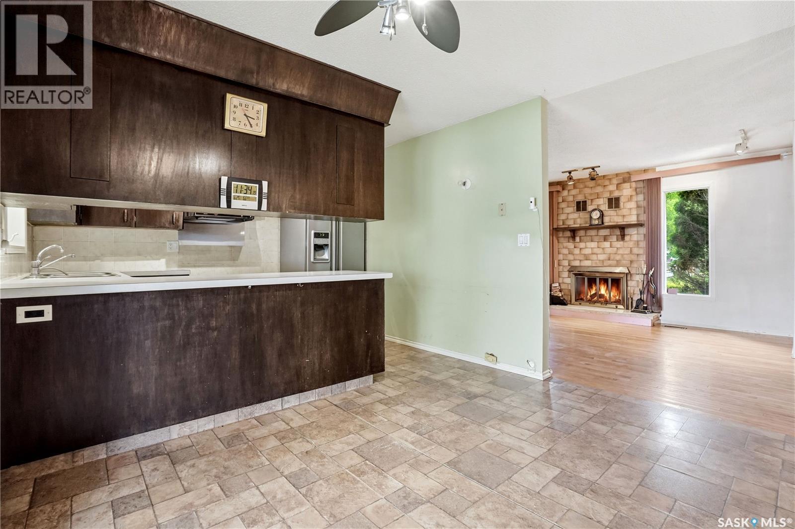 83 FUHRMANN CRESCENT - 9