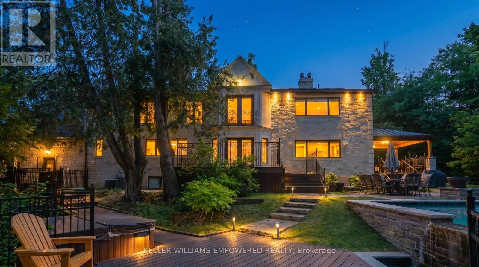 43 WOODLAND ACRES CRESCENT - 48