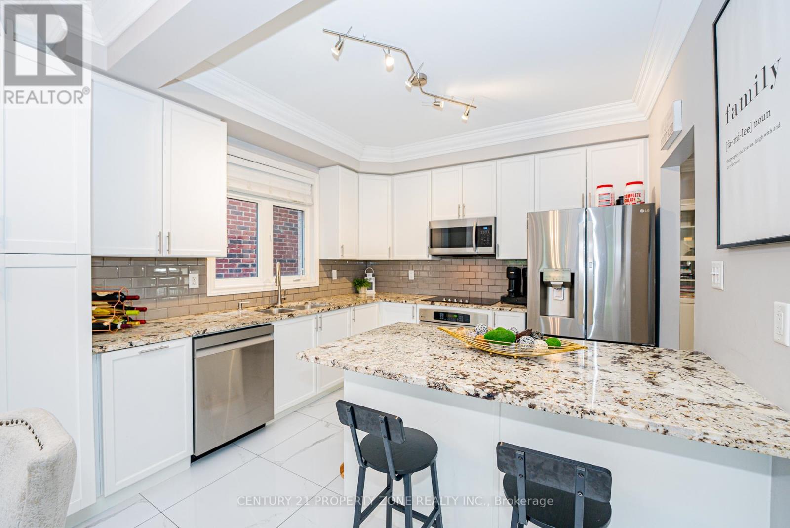 169 DOWNY EMERALD DRIVE - 11