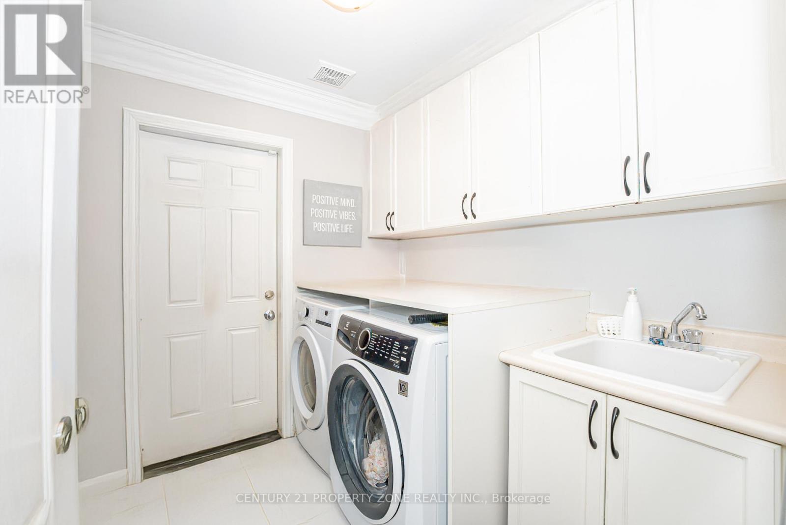 169 DOWNY EMERALD DRIVE - 17