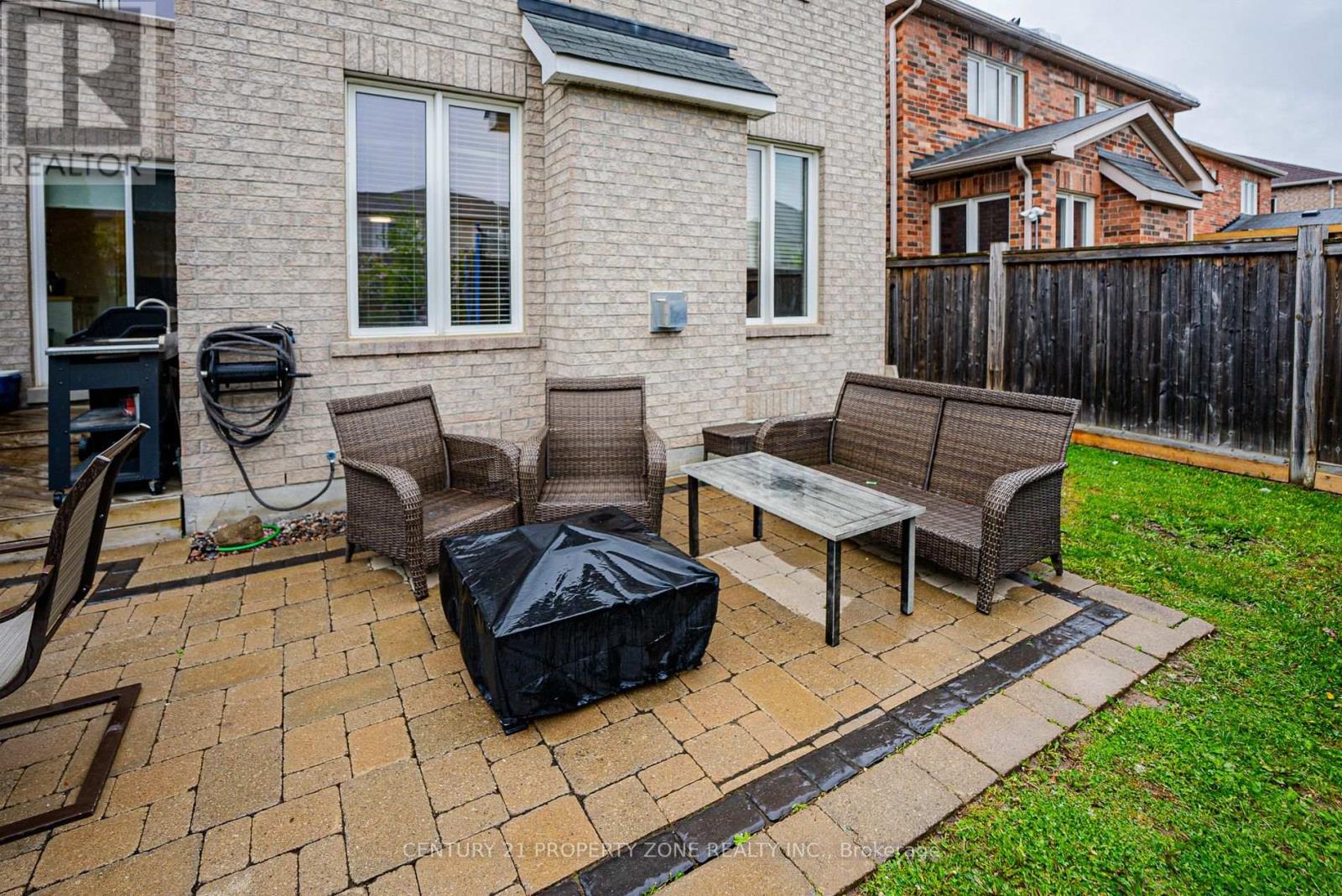 169 DOWNY EMERALD DRIVE - 40