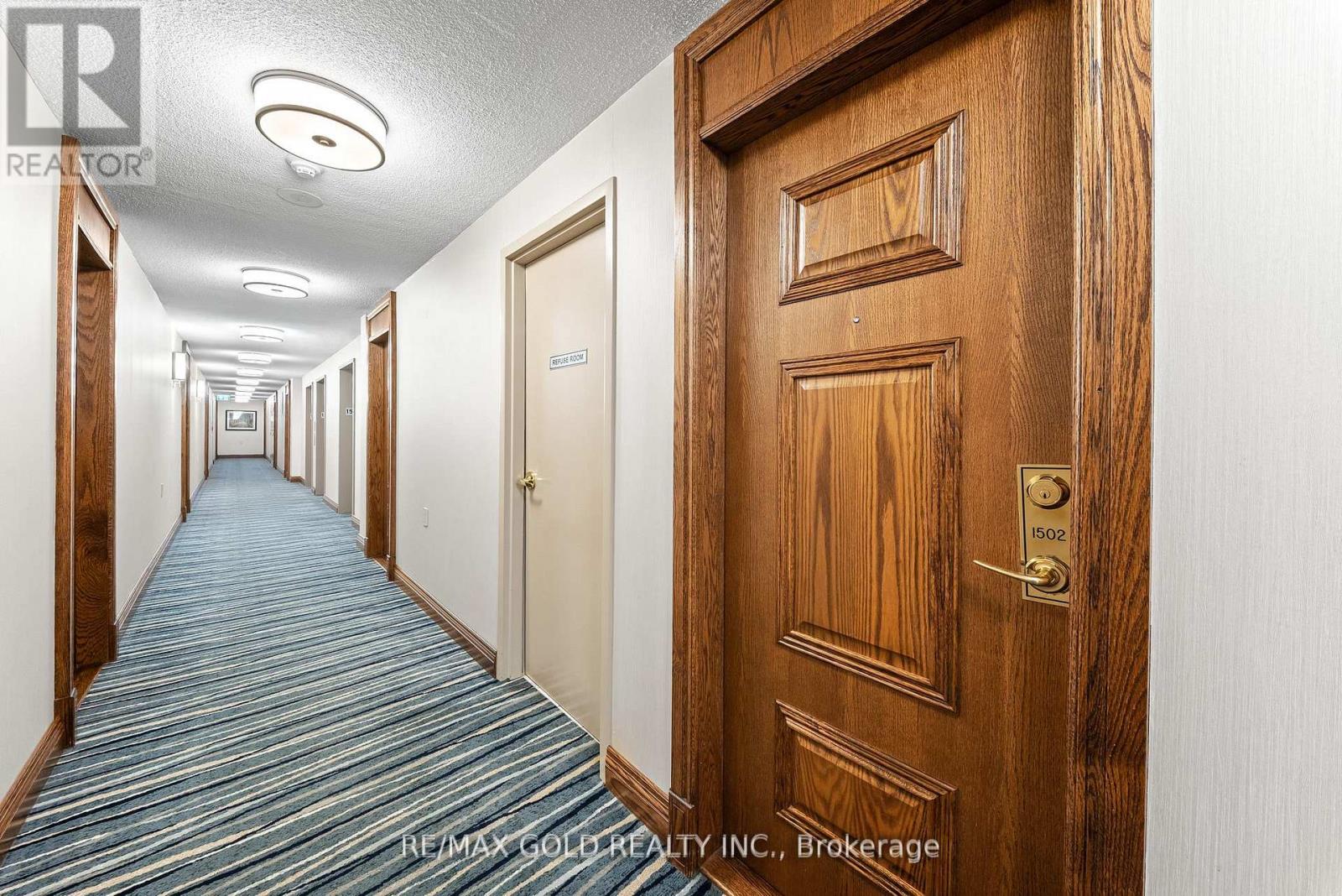 #1502 4889 KIMBERMOUNT AVENUE - 3