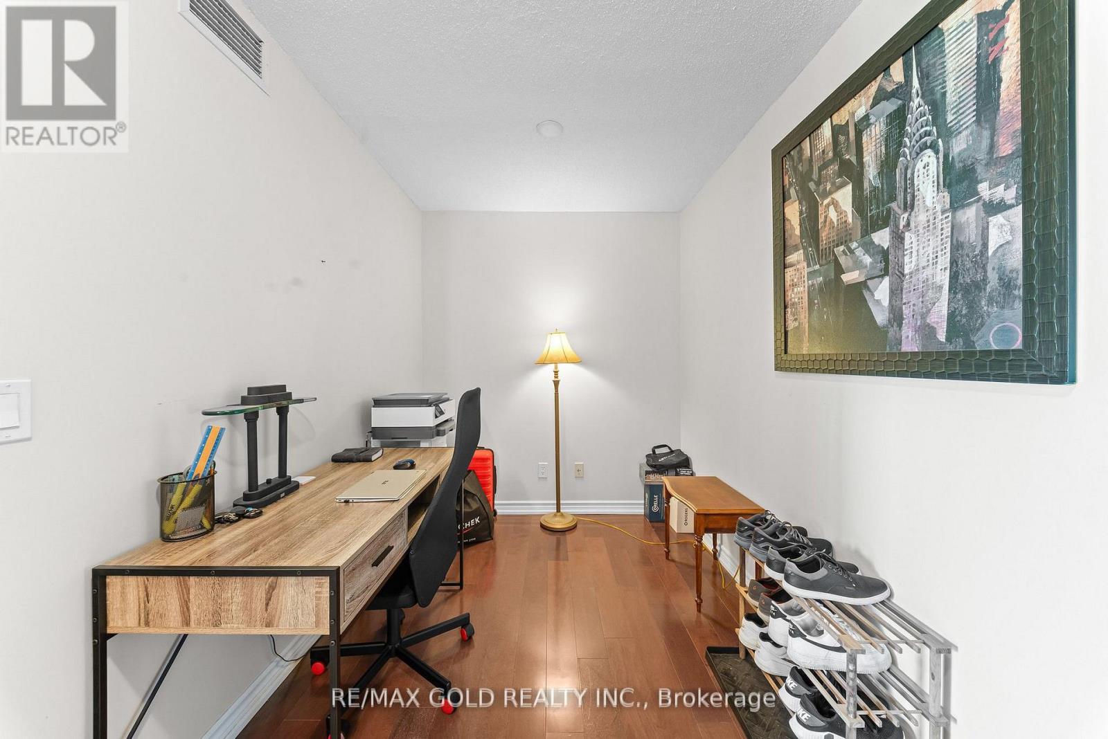 #1502 4889 KIMBERMOUNT AVENUE - 5