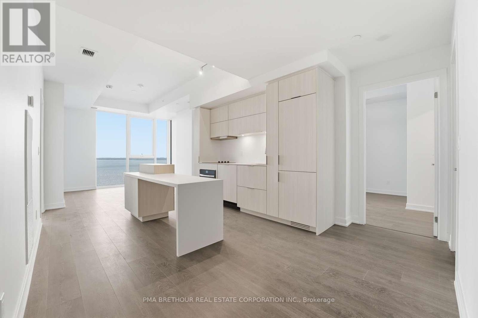 #2603 370 MARTHA STREET - 2
