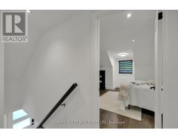 8 Circle Ridge, Toronto, ON M6L2H6 Photo 21