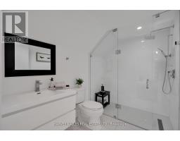 8 Circle Ridge, Toronto, ON M6L2H6 Photo 30
