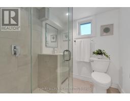 8 Circle Ridge, Toronto, ON M6L2H6 Photo 37
