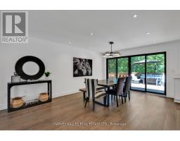 Foyer - 8 Circle Ridge, Toronto, ON M6L2H6 Photo 7